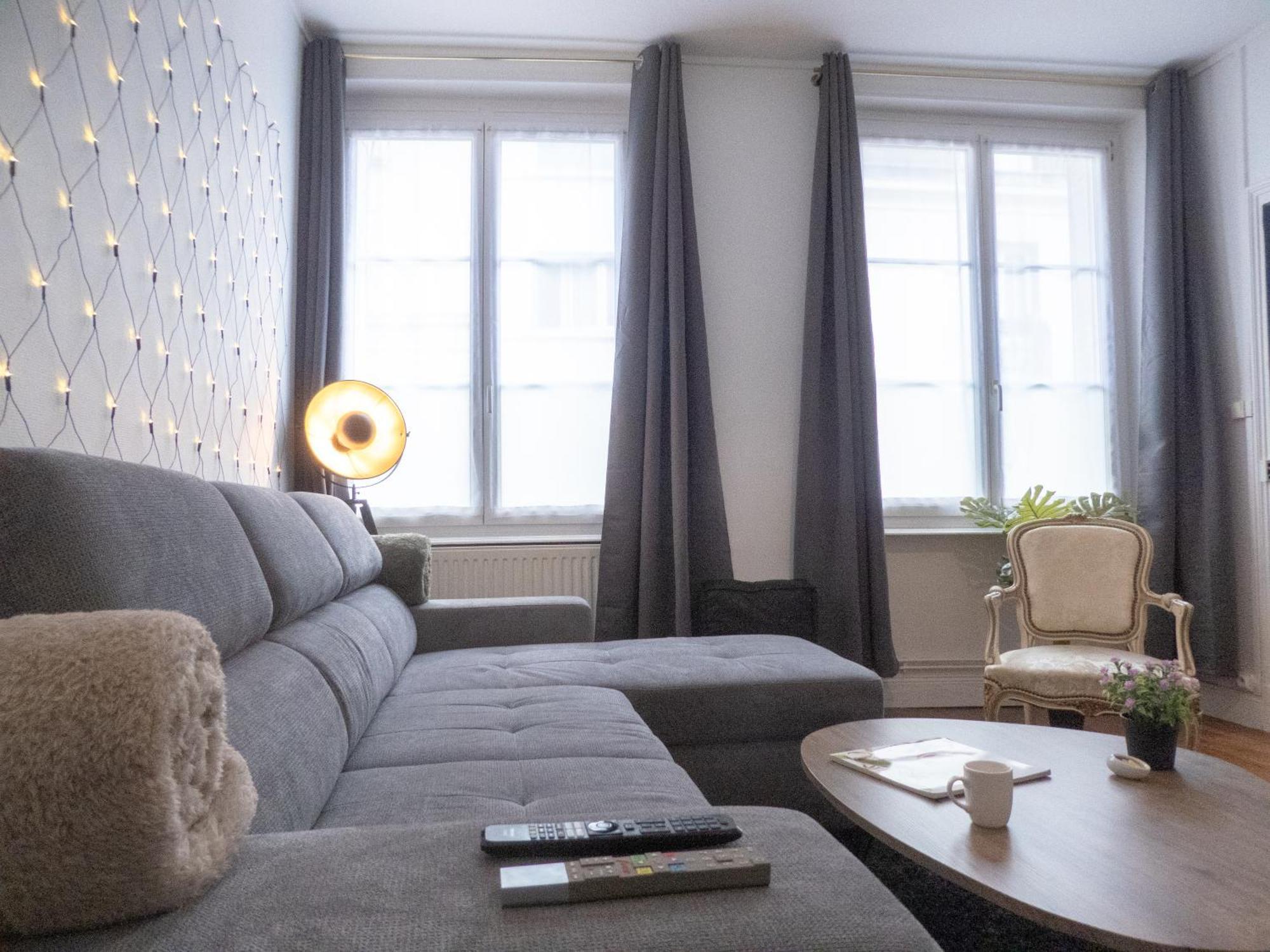 L'Amour De La Paix - Centre-Ville - Jardin - Proche Gare - Tv65"Primevideo - Ambiance Tres Chaleureuse - Parking Gratuit Sous-Video Surveillance Proche - Gere Par Presta-Zen'Services Verdun-sur-Meuse Ngoại thất bức ảnh