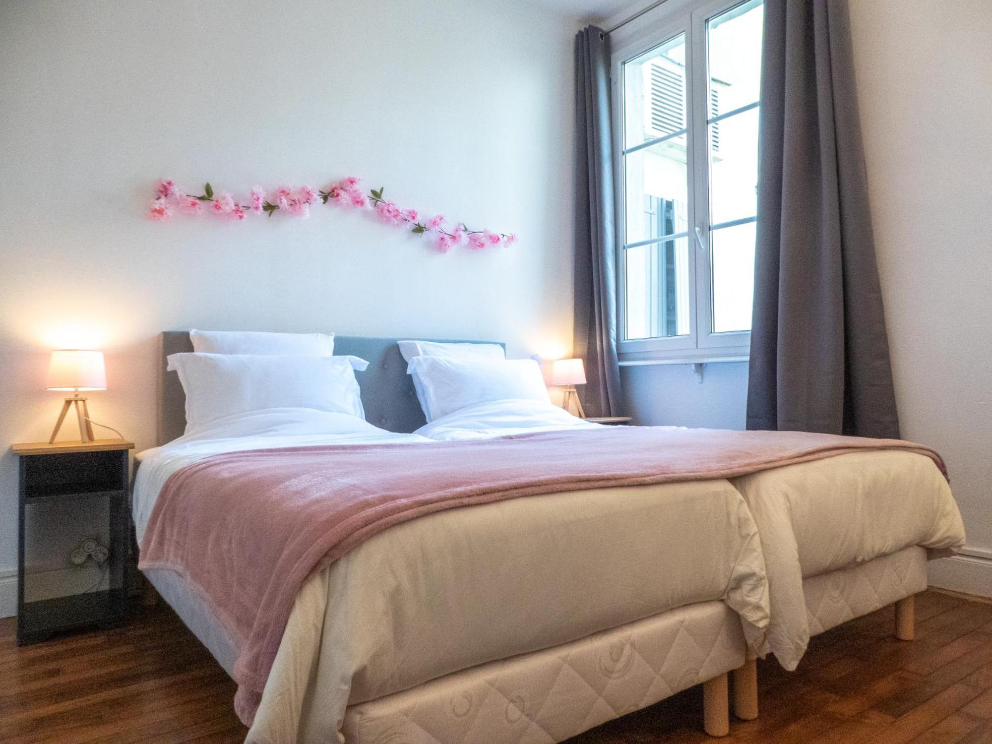 L'Amour De La Paix - Centre-Ville - Jardin - Proche Gare - Tv65"Primevideo - Ambiance Tres Chaleureuse - Parking Gratuit Sous-Video Surveillance Proche - Gere Par Presta-Zen'Services Verdun-sur-Meuse Ngoại thất bức ảnh