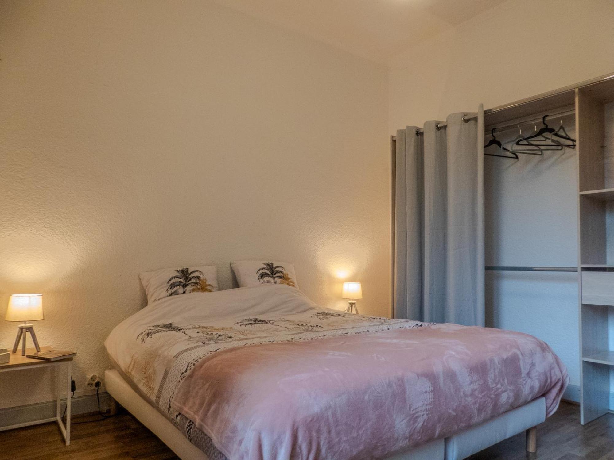 L'Amour De La Paix - Centre-Ville - Jardin - Proche Gare - Tv65"Primevideo - Ambiance Tres Chaleureuse - Parking Gratuit Sous-Video Surveillance Proche - Gere Par Presta-Zen'Services Verdun-sur-Meuse Ngoại thất bức ảnh